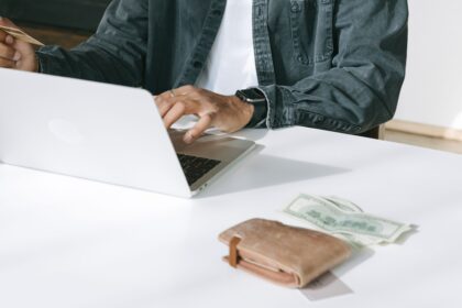Online Business Ideas That Make Money in 2026